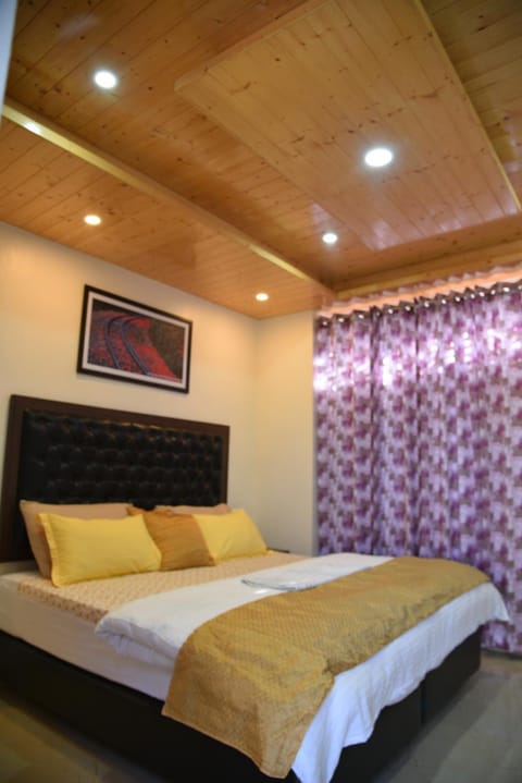 Stonewood Bed & BreakFast(Homestay) Bed and Breakfast in Shimla