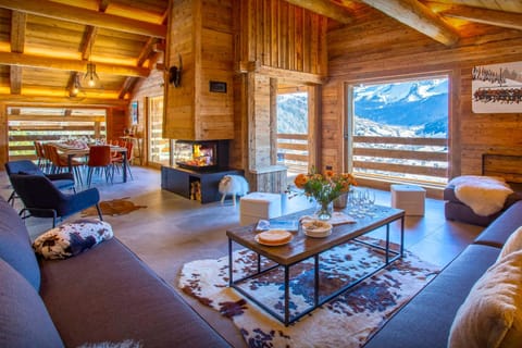 Living room, Seating area, Mountain view, flat iron