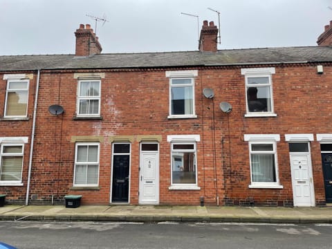 Property building, Neighbourhood, Street view