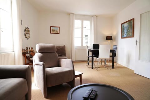 La Foulerie Apartment in Chartres