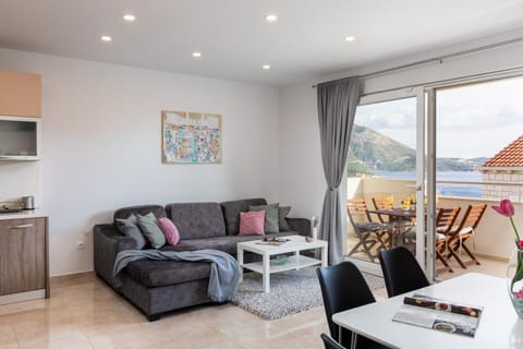 Balcony/Terrace, Living room, Seating area