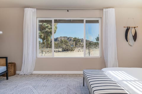 @Marbella Lane - Charming Tranquil Hideaway House in Yucca Valley