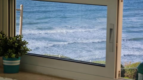 שירת הים -עם מרפסת עץ ובריכת זרמים פרטית חוף צאנז לציבור החרדי Apartment hotel in Netanya