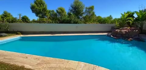 VILLA Bed and Breakfast - kitchen, Pool, Barbecue and Large garden Vacation rental in Marina Baixa