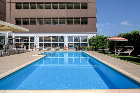 Pool view, Swimming pool