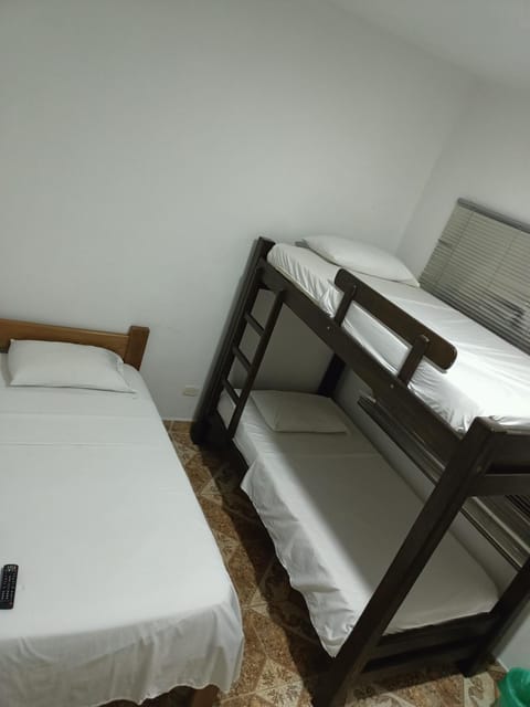 Bed, Photo of the whole room, bunk bed