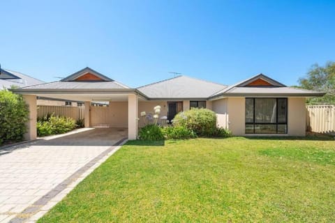 Property building, Garden view