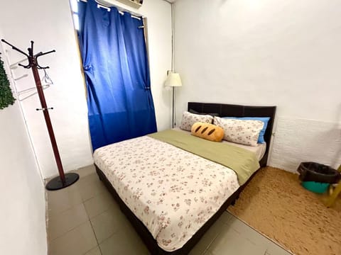Entire 33 Cozy House • 3 Bedroom @ Alma Bukit Mertajam Maison in Penang