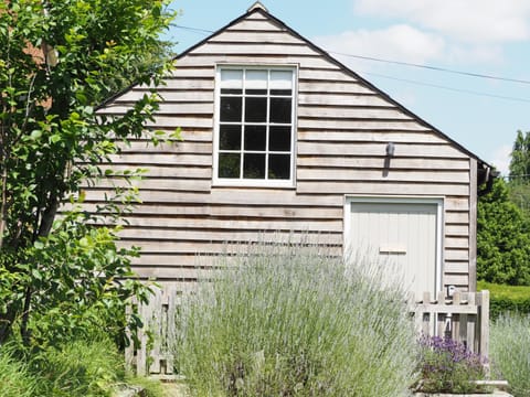 The Fisherman's Lodge Nature lodge in Test Valley District