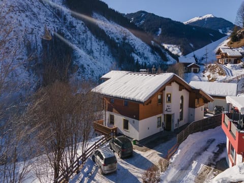 Property building, Winter