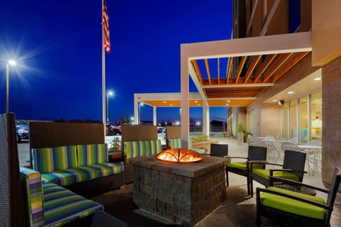Home2 Suites by Hilton Baltimore/Aberdeen MD Hotel in Aberdeen