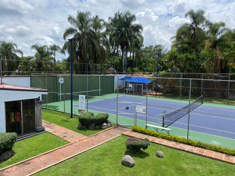 Bed & Tennis - Vista Hermosa Vacation rental in Jiutepec