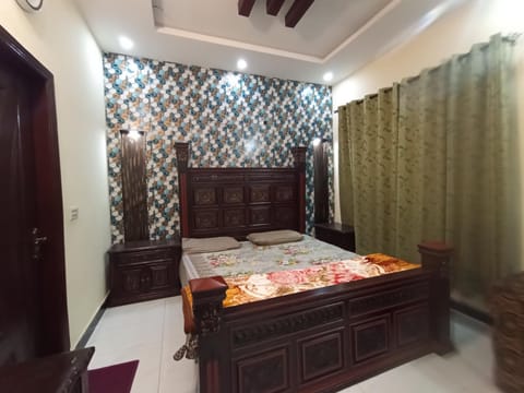2BR Modern & Luxury New Furnished House Condo in Lahore