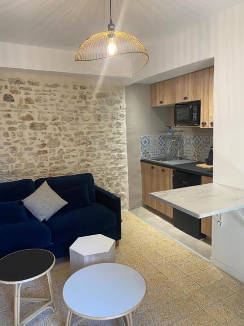 Living room, kitchen