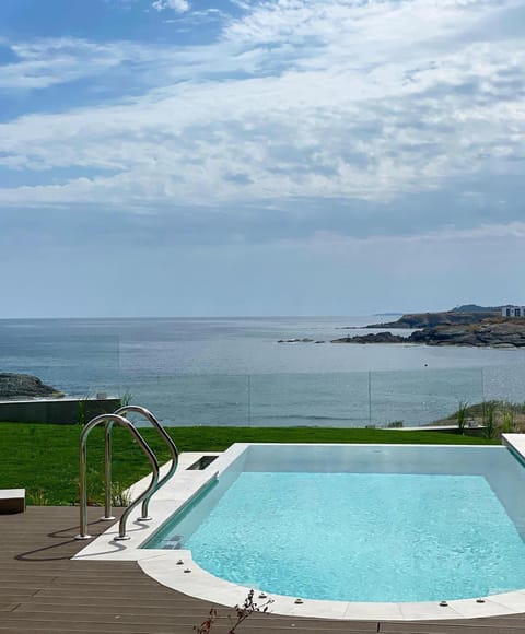 Patio, Summer, Garden, Pool view, Sea view, Sea view, Swimming pool