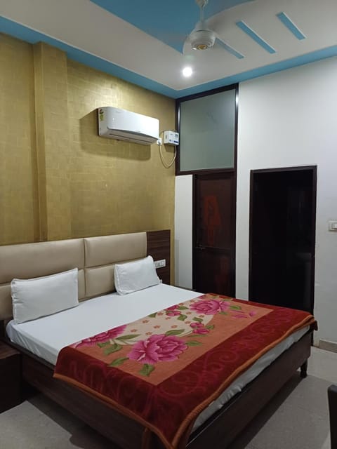 Hotel Chandigarh Inn Hotel in Chandigarh