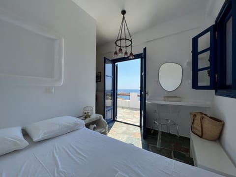 Bedroom, Sea view