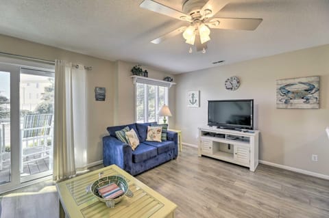Emerald Isle Condo with Indoor Pool and Beach Access! Copropriété in Emerald Isle