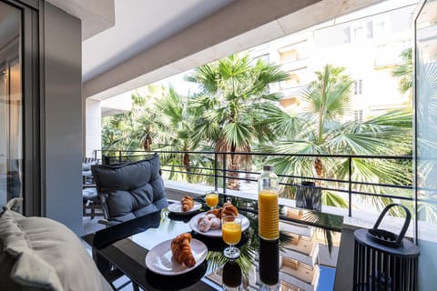 Patio, View (from property/room), Balcony/Terrace