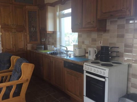 Rossport bungalow with an Atlantic view House in County Mayo