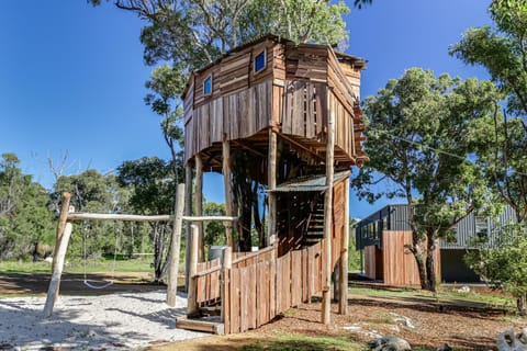 Carpe Artes -architectural bushland home, Marg Riv House in Margaret River