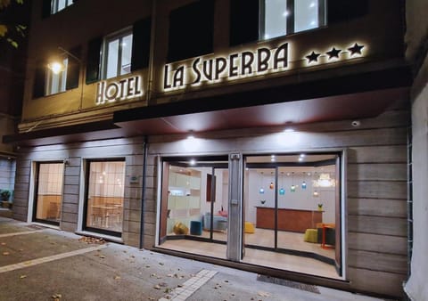 Property building, Night