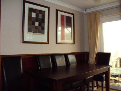 Birchwood Private Room for Homestay Vacation rental in Warrington