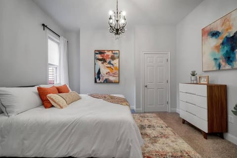 Cozy Pittsburgh Home with King Beds - short drive to all House in Pittsburgh