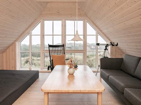 8 person holiday home in Bl vand House in Blåvand
