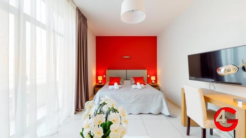 TV and multimedia, Photo of the whole room