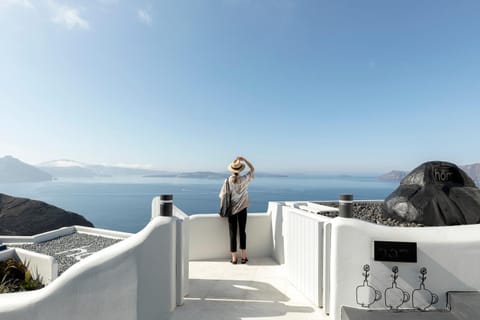 Facade/entrance, Sea view