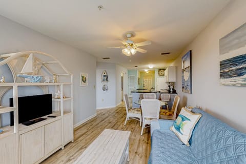 Grand Caribbean #216 - Sandy Restoration Apartment in Orange Beach