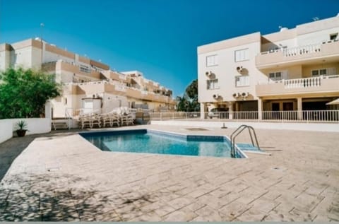 SOFIA APARTMENT 700m away from the beach Apartment in Paralimni