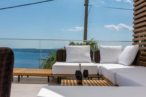 Patio, Day, View (from property/room), Balcony/Terrace, Seating area, Sea view