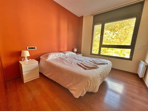 Tucamp 3,8 Al lado del telecabina para 6 pax Apartment in AD200 Encamp, Andorra