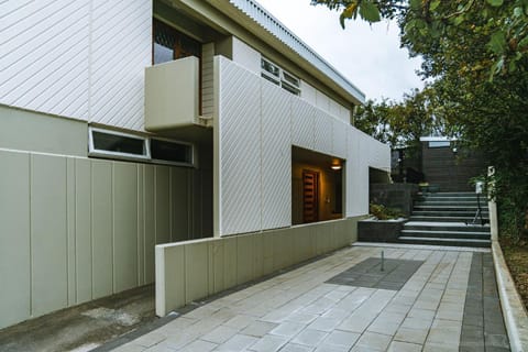 Facade/entrance, Parking