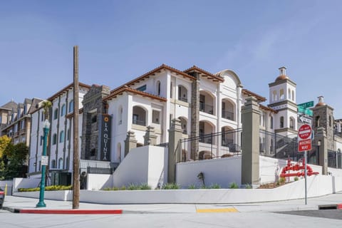 La Quinta Inn & Suites by Wyndham Santa Cruz Hotel in Santa Cruz