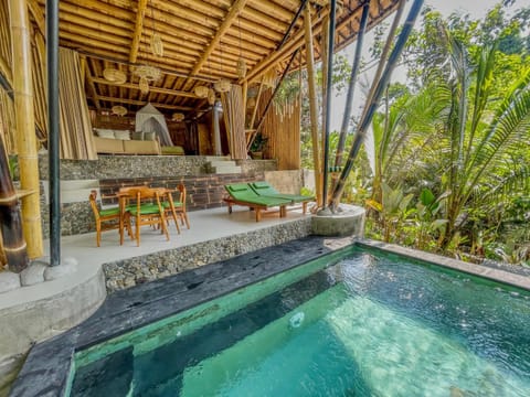 Balcony/Terrace, Pool view, Swimming pool