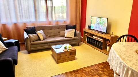 Communal lounge/ TV room, TV and multimedia, Living room, Seating area