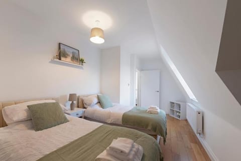 Spacious Two Bed loft Apartment Apartment in East Hertfordshire District