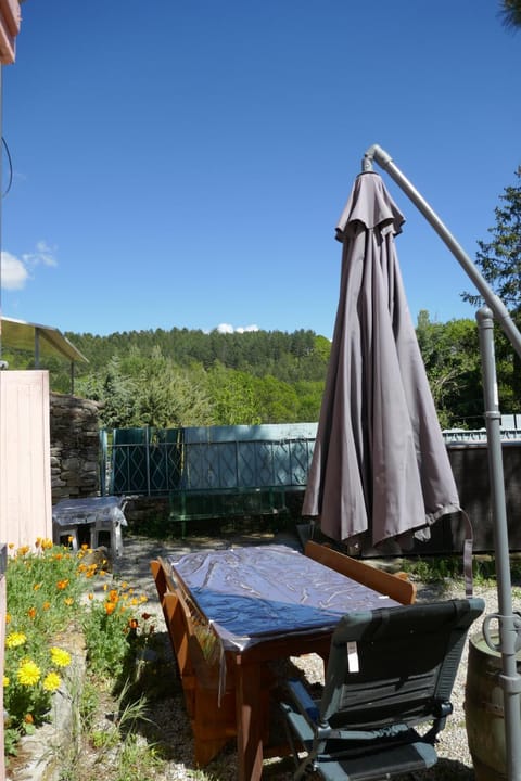 Natural landscape, Dining area, Mountain view