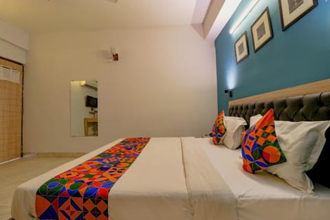 FabHotel Royal Inn Hotel in Noida