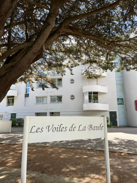 Property building, Property logo or sign
