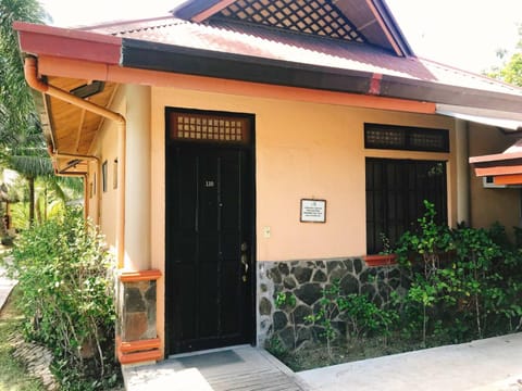 Casa Basilisa Eco-Boutique Resort by Cocotel Resort in Bicol