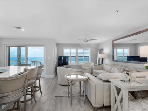 Emerald Dunes 401 by Newman-Dailey House in Destin