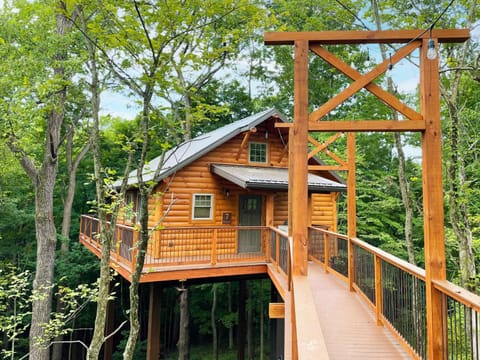 Property building, Balcony/Terrace