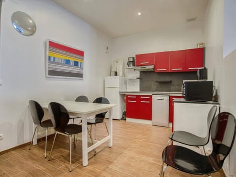 Appartement Moderne Centre-ville, à Deux Pas de la Plage ! - FR-1-4-619 Apartment in Ciboure