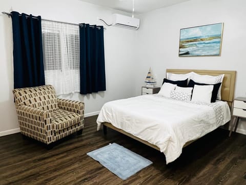 MenPour Apartments Complex Bed and Breakfast in Sint Maarten