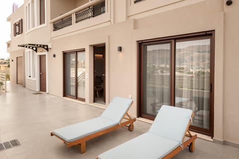 Thyme Sea View Apartments House in Chania