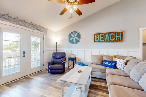 Costal Escape House in Sunset Beach